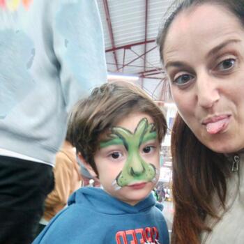 Trabajo de canguro en San Bartolomé de Tirajana: trabajo de canguro Alda