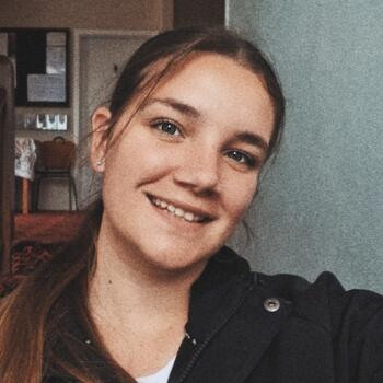 Babysitter in Timaru: Milne