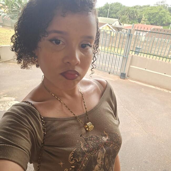 Babysitter in Bluff: Cassey