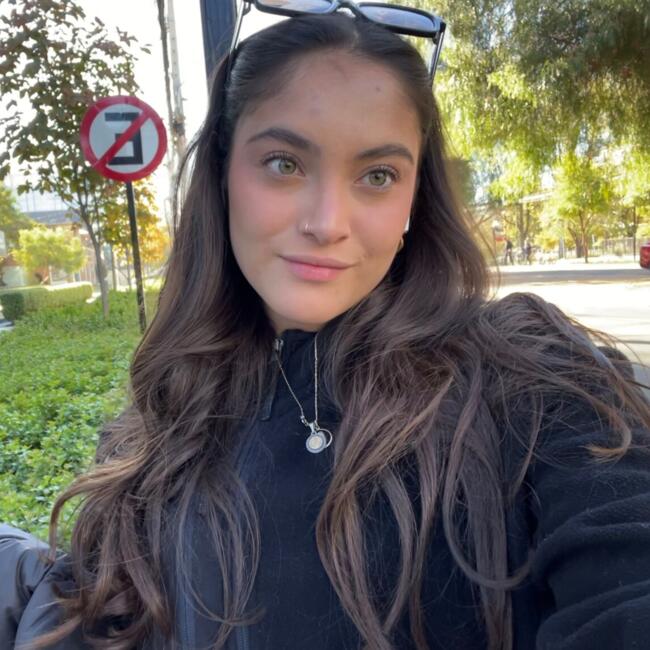 Babysitter in Santiago: Constanza