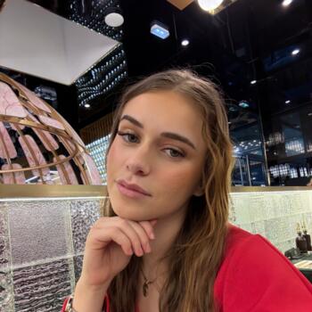 Babysitter in Frontignan: NATALE