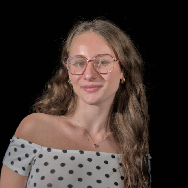 Babysitter in Ablis: Valentine