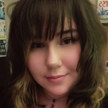 Babysitter in Tacoma: Macey Grace Stone