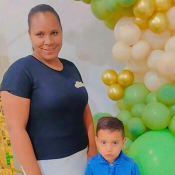 Babysitter Aparecida de Goiânia: Adriaila