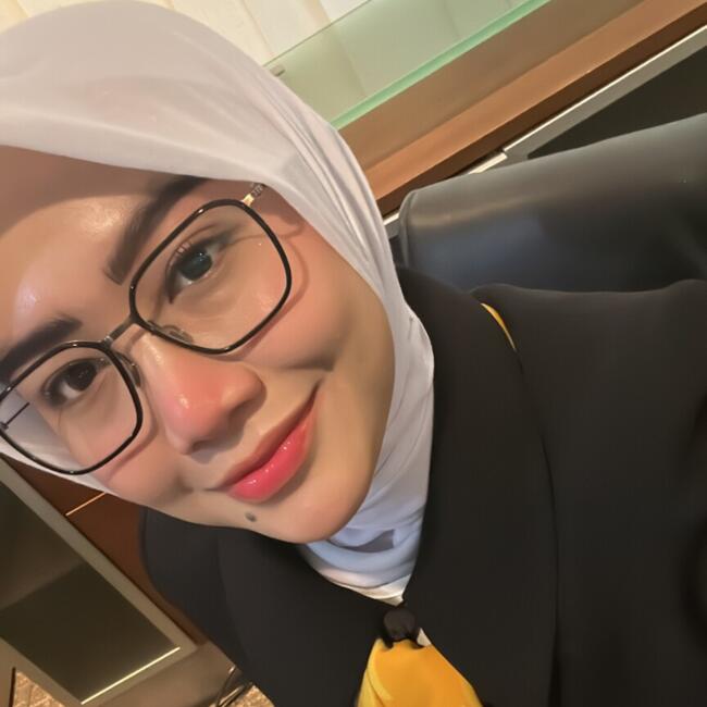 Babysitter in Jakarta: Putri