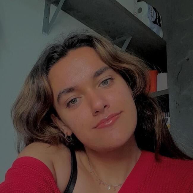 Babysitter em Ponta Delgada: Maria