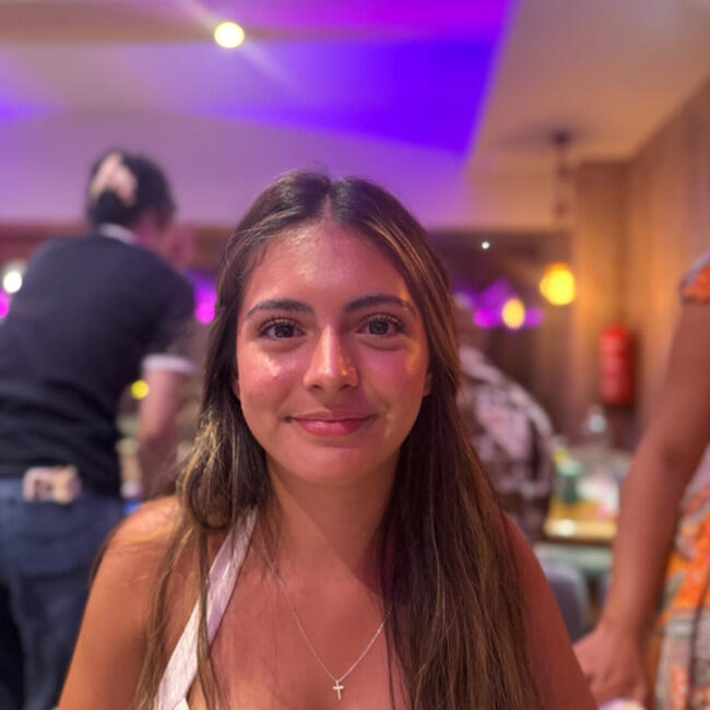 Babysitter in Tumba: Amilia