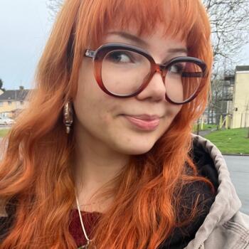 Babysitter in Corby: Emilija