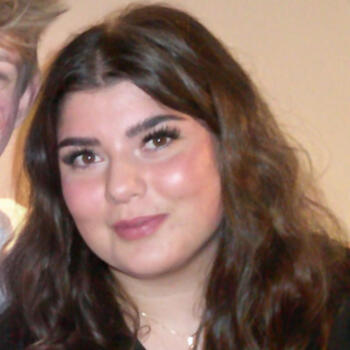 Babysitter i Englerup: Dina