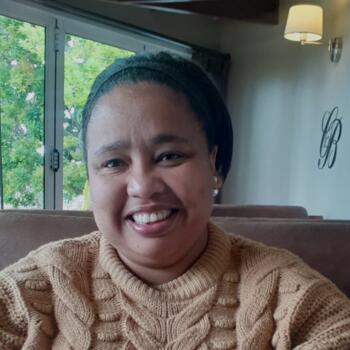 Babysitter in Strand: Laetitia