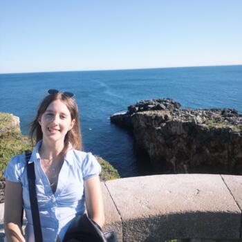 Babysitter in Porto Salvo: Sofia