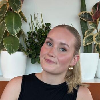 Babysitter in Christchurch: Chloe