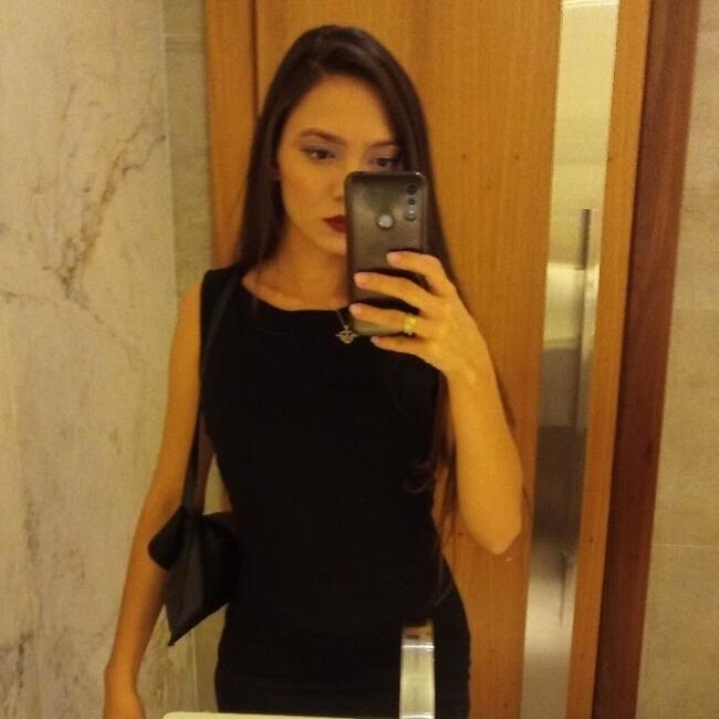 Babysitter in Brasília: Caroline