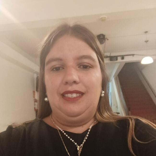 Babysitter in Montevideo: Alessandra
