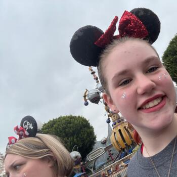 Babysitter Edmonds: Anna