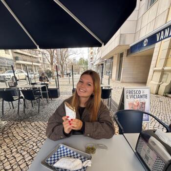 Babysitter Sintra: Suely