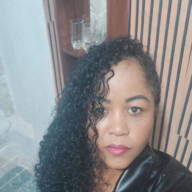 Babysitter in Belo Horizonte: Angela