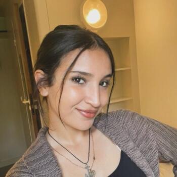 Nanny in Le Mans: Salma