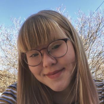 Baby-sitter in Edmonton: Claire