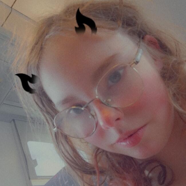 Babysitter in Mouscron: Lucile