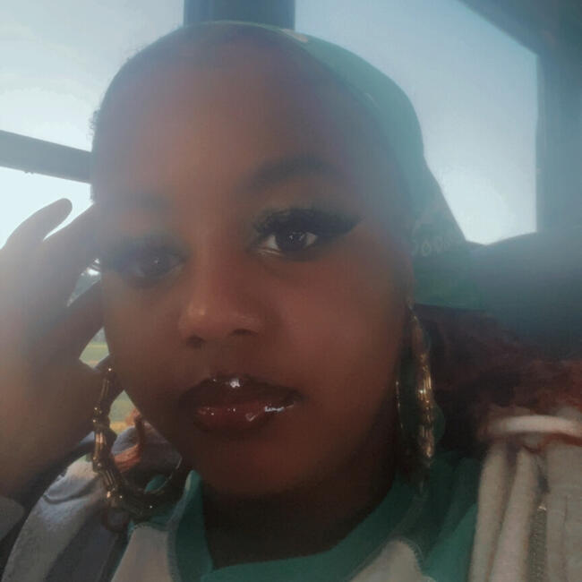 Babysitter in Spring (Texas): Emoni-Neaveh