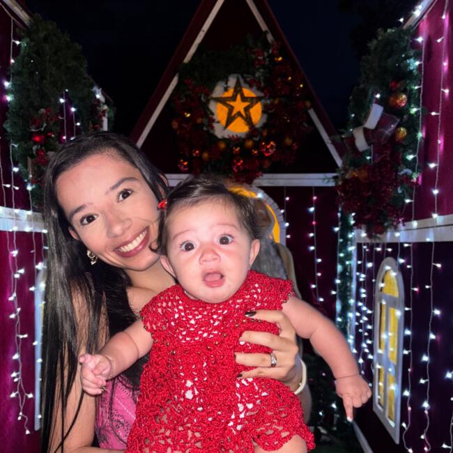 Emprego de babá em Formosa: Mariana