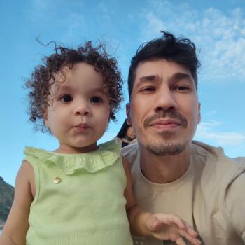 Babysitting job in Campo Grande: babysitting job Carlos