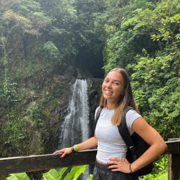 Canguro en Barcelona: Chloe