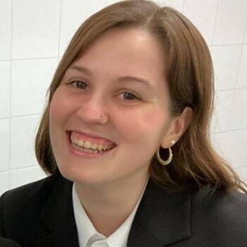 Babysitter in Northampton: Irina