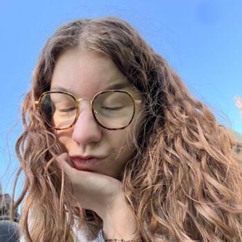 Baby-sitter à Poitiers: Laura