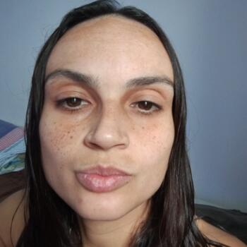 Babysitter in São José dos Pinhais: Maria