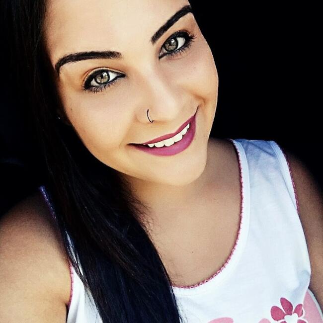 Babysitting job in Porto Seguro: Ana Paula