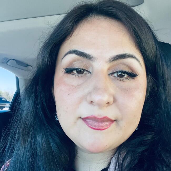 Babysitter in Arlington: Huma