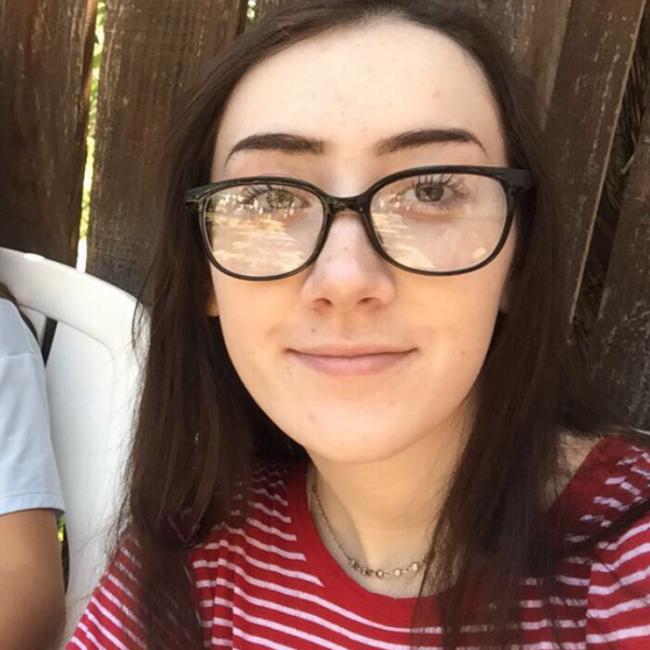 Taylor (18) Babysitter in Fort Collins Babysits