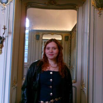 Babysitter London: Nicole