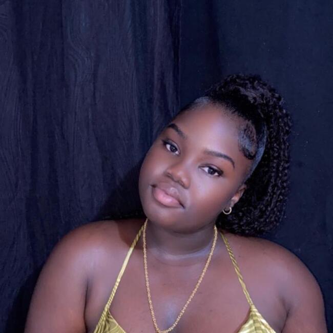 Babysitter in Cayenne: Dennitia