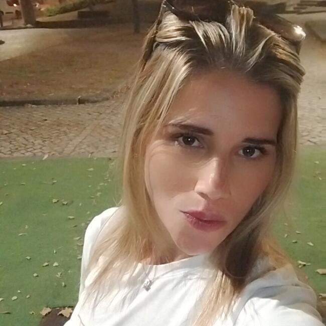 Trabalho de babysitting em São Tiago de Custoias: Andreia Filipa
