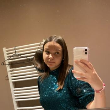 Babysitter Saint-Hilaire-lez-Cambrai: Chloe