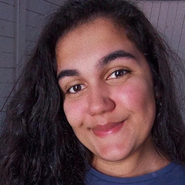 Babysitter in Biguaçu: Eloisa