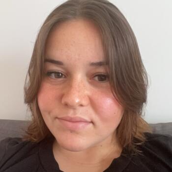 Babysitter in Molières-sur-Cèze: Alicia