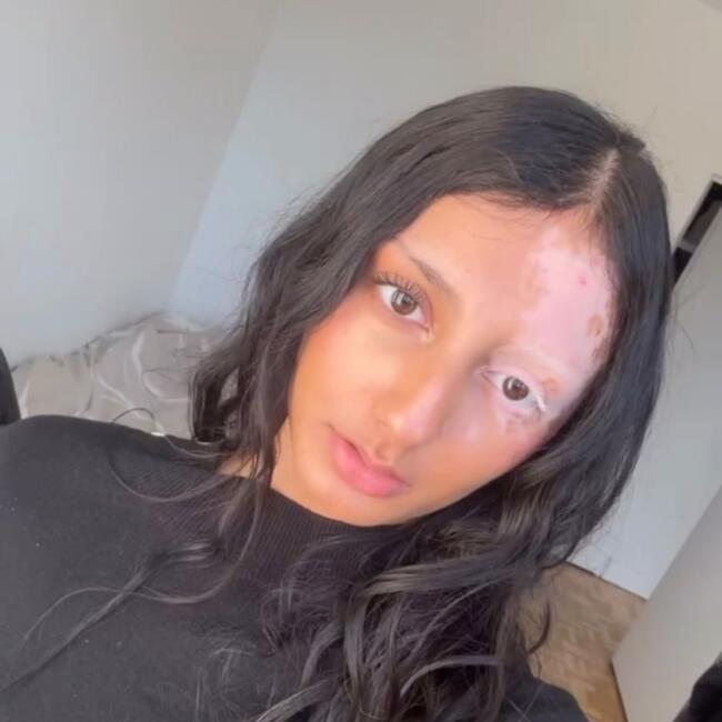 Babysitter in Paris: Dévi