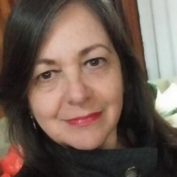 Babysitter in Cajamar: Maria