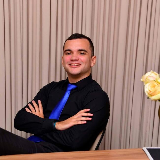 Emprego de babá em Fortaleza: João Lucas