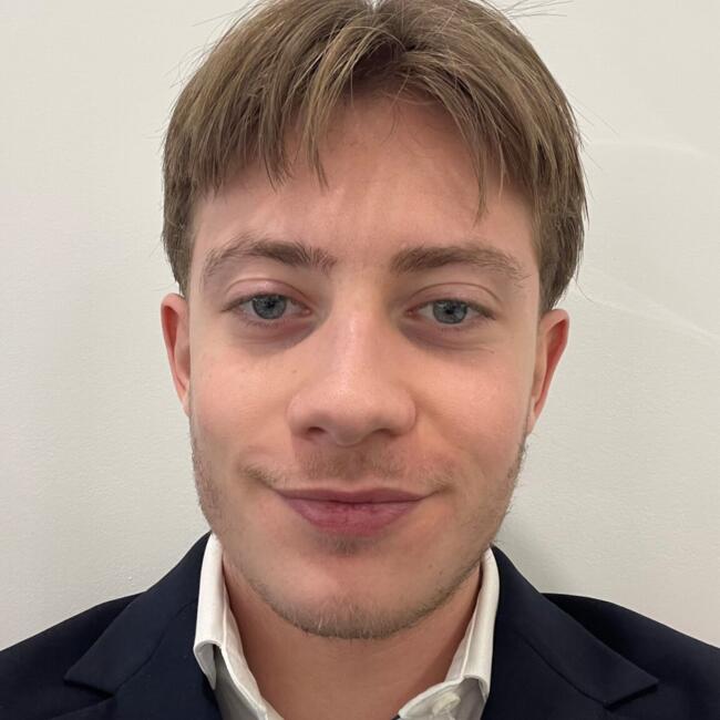 Babysitter in Witry-lès-Reims: Alban