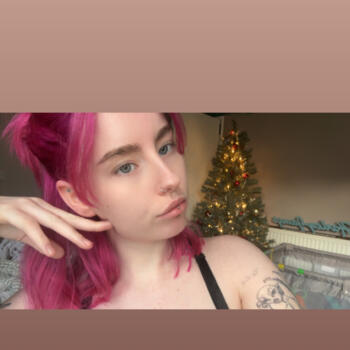 Babysitting job in Leeds: babysitting job Charli