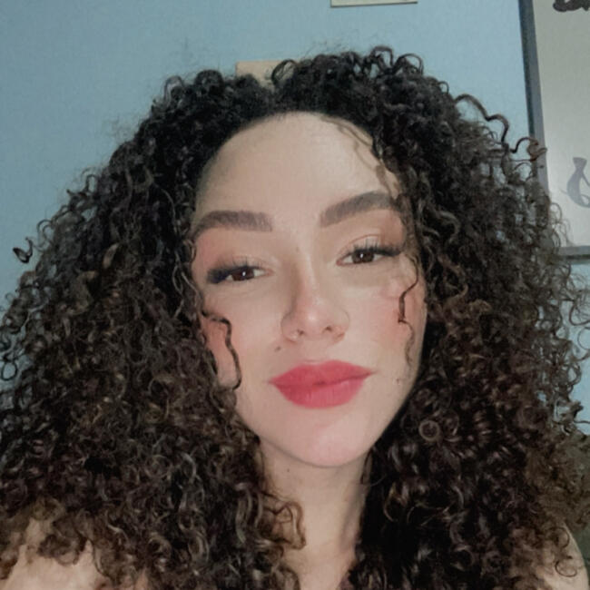 Babysitter in Aparecida de Goiânia: Maria