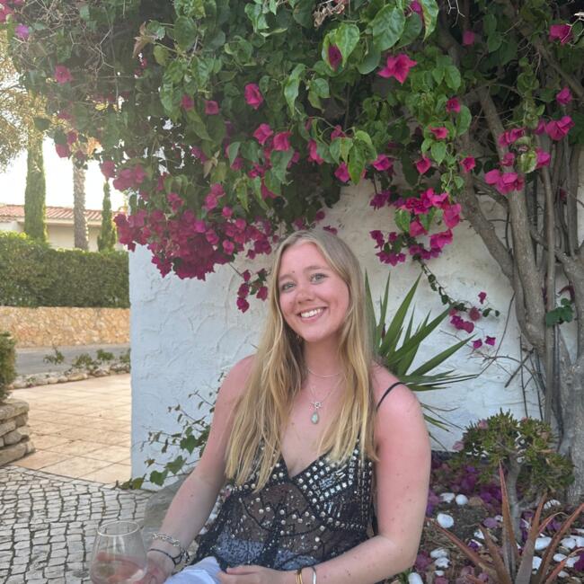 Babysitter in London: Lou