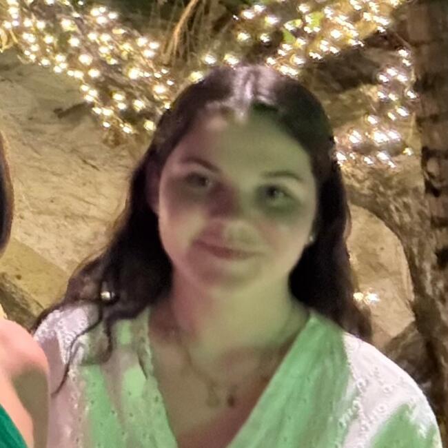 Babysitter in Louvigné: Lou-Anne