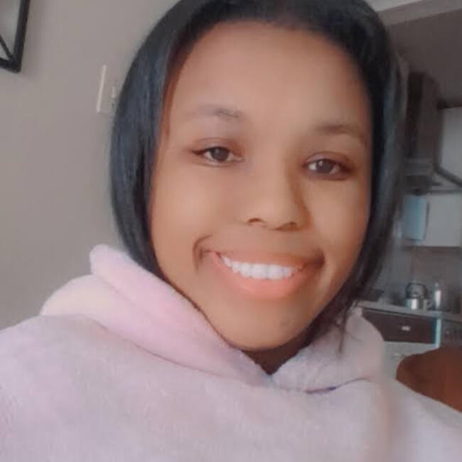 Babysitter in Uitenhage: Leigh colyne