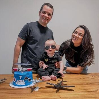 Emprego de babá em Brasília: emprego de babá Marcello